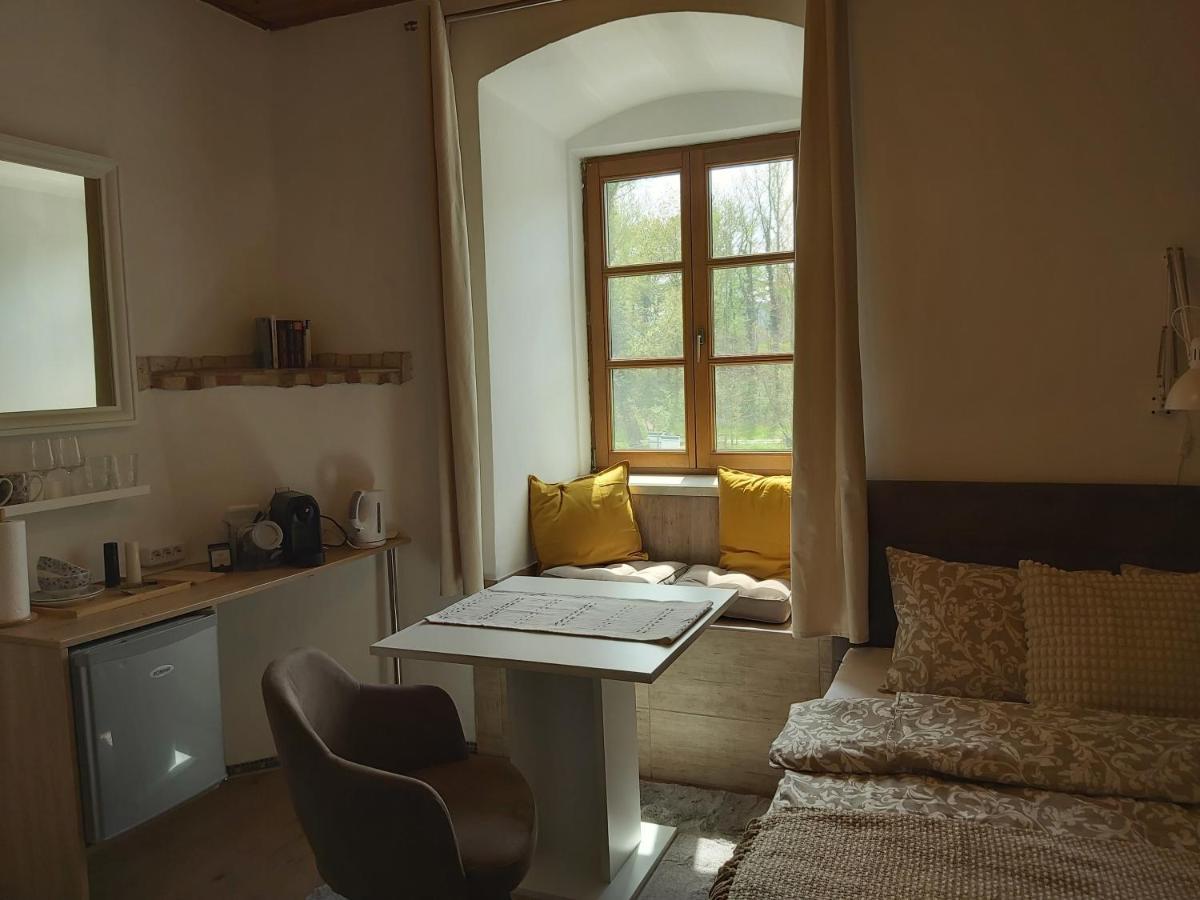 Zimmer Donaustrand Leiben Экстерьер фото